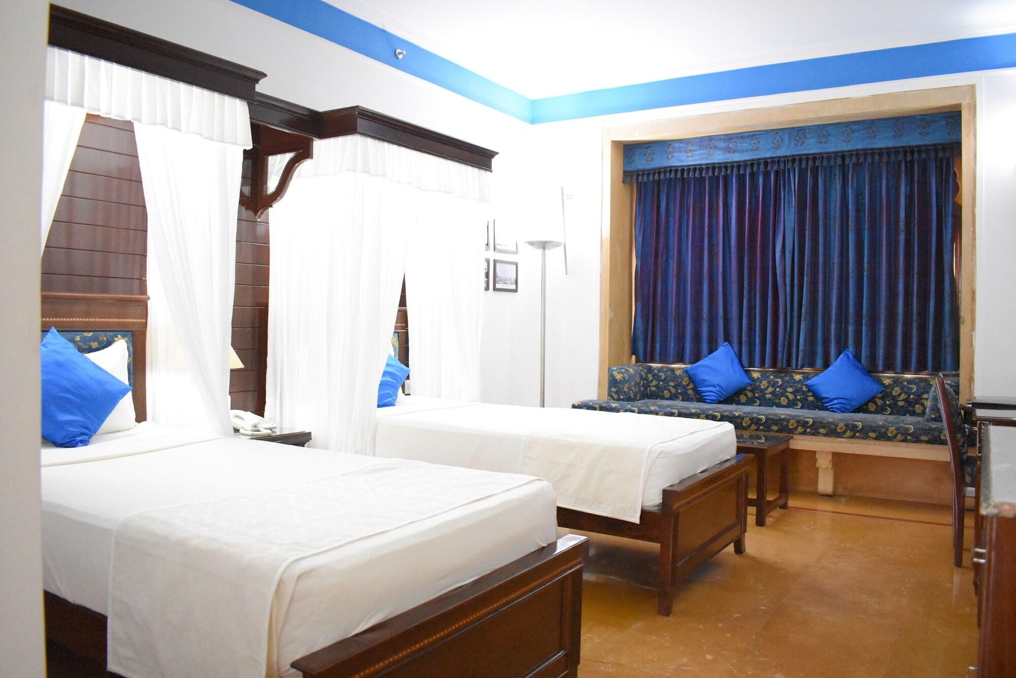 Hotel Rang Mahal Dzsaiszalmer Kültér fotó