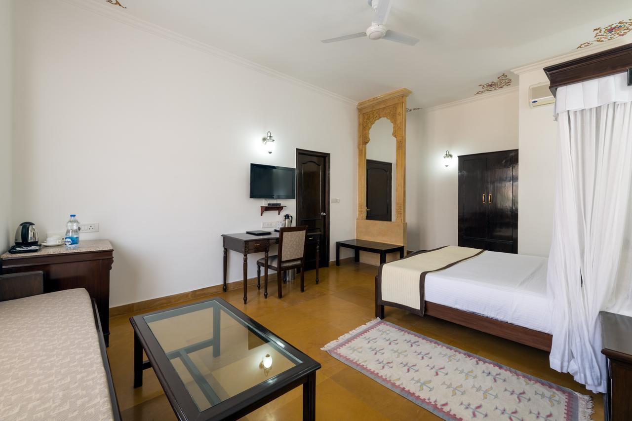 Hotel Rang Mahal Dzsaiszalmer Kültér fotó